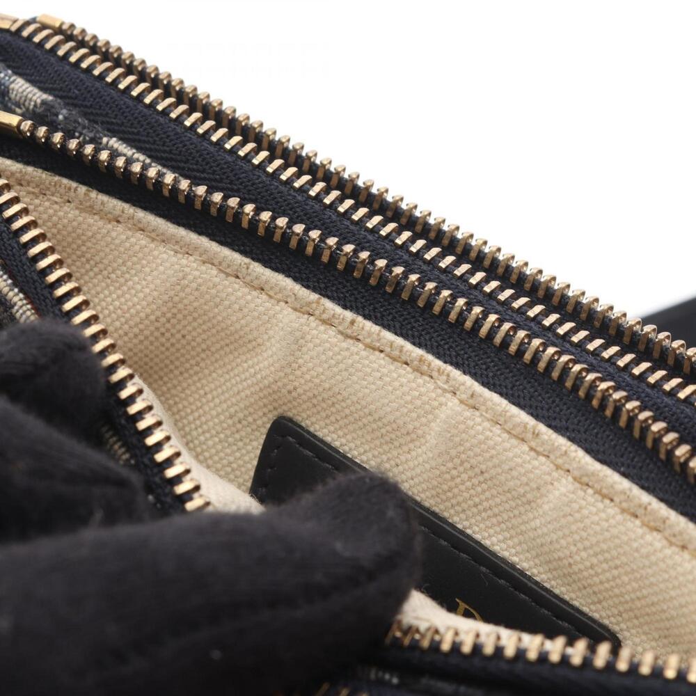 CHRISTIAN DIOR Cream Leather Shoulder Bag - Picture 11 of 12